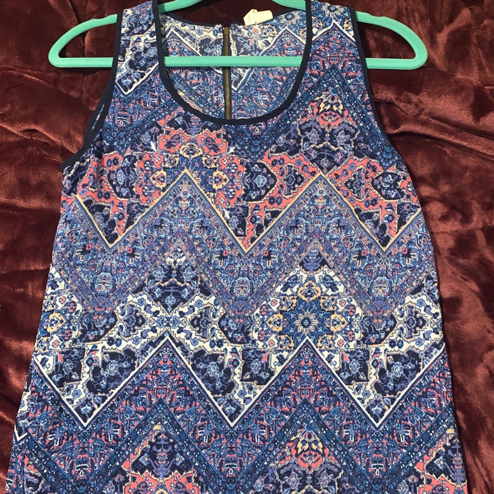 Sleeveless blouse